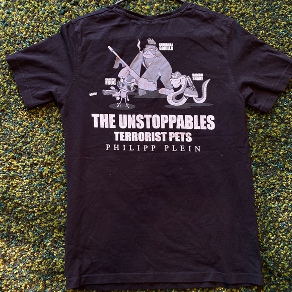 Graphic Tee - Picture 2 of 3